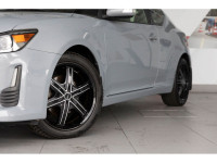 Low Mileage! Check out our large selection of pre-owned vehicles today. Awards: * IIHS Canada Top Sa... (image 1)