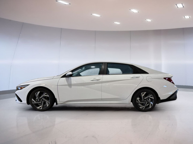 2025 Hyundai Elantra Luxury in Cars & Trucks in Moose Jaw - Image 3