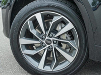 This Audi Q5 delivers a Intercooled Turbo Gas/Electric I-4 2.0 L/121 engine powering this Automatic... (image 9)