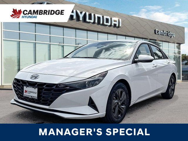 2023 Hyundai Elantra Preferred | Carplay | Heated Seats in Cars & Trucks in Cambridge