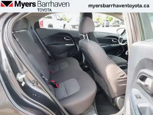 2017 Kia Rio LX+ - $137 B/W in Cars & Trucks in Ottawa - Image 12