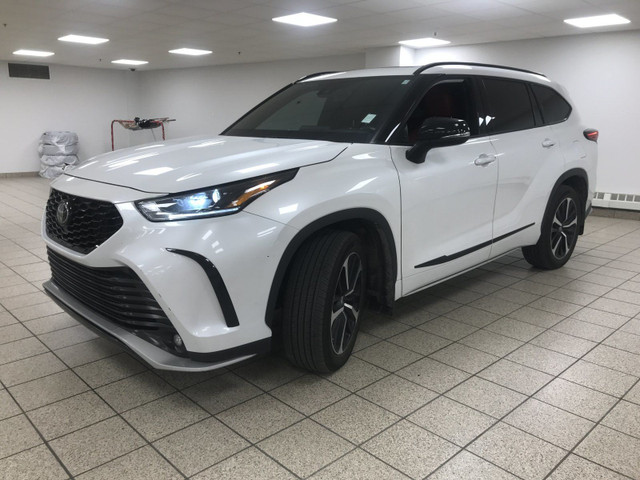 2022 Toyota Highlander XSE in Cars & Trucks in Calgary - Image 2