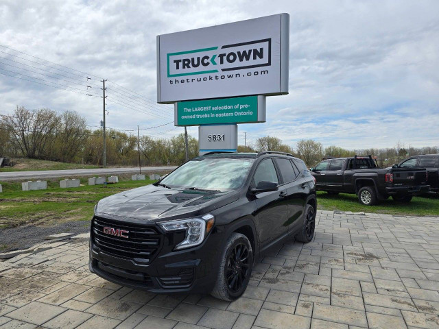 2023 GMC Terrain in Cars & Trucks in Ottawa