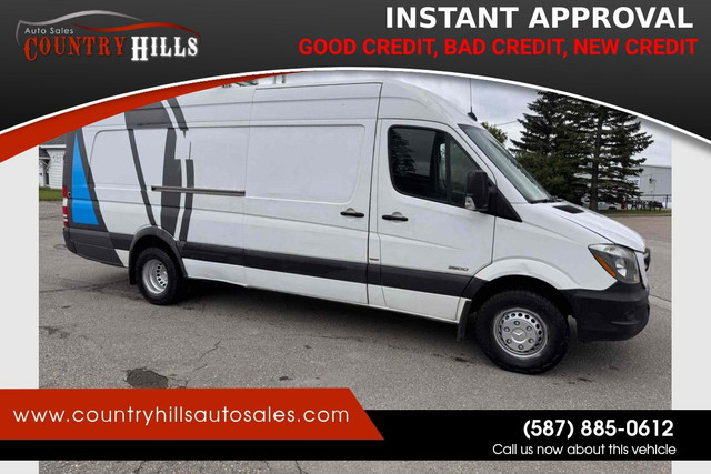 2016 Mercedes-Benz Sprinter 3500 170-in. WB DIESEL in Cars & Trucks in Calgary - Image 4