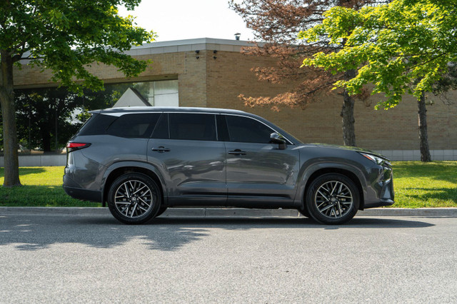 2024 Lexus TX TX 350 luxury in Cars & Trucks in Mississauga / Peel Region - Image 4