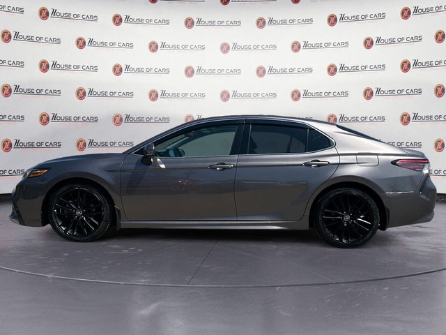 2022 Toyota Camry XSE / NO ACCIDENTS / LEATHER / SUNROOF in Cars & Trucks in Calgary - Image 2
