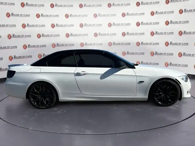 2011 BMW 3 Series Cabriolet 335i in Cars & Trucks in Calgary - Image 9