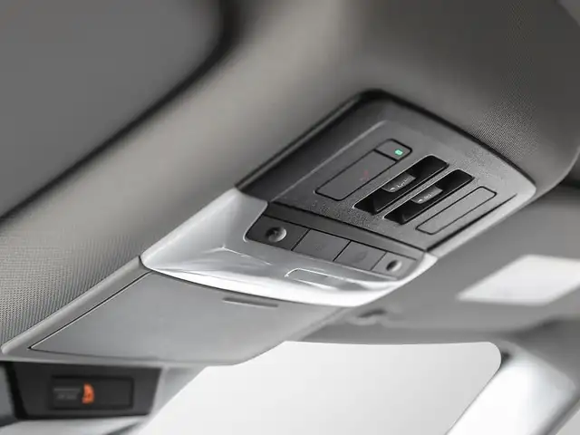 2025 Nissan Rogue 60th ANNIVERSARY EDITION dans Autos et camions dans Belleville - Image 20