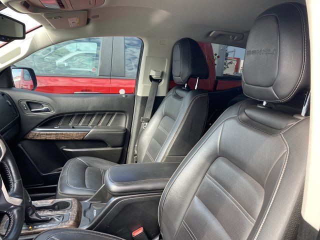 2021 GMC Canyon Crew Cab 4WD Denali in Cars & Trucks in Edmonton - Image 2