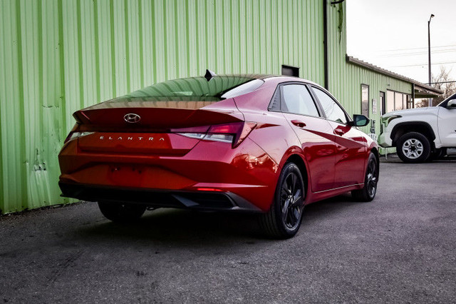 2021 Hyundai Elantra Preferred IVT • HEATED SEATS • APPLE CARPLA in Cars & Trucks in Cornwall - Image 3