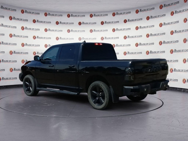 2020 Ram 1500 Classic Express 4x4 Crew Cab 5'7 Box in Cars & Trucks in Lethbridge - Image 4