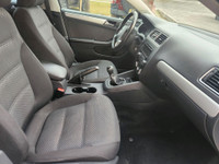 2014 Volkswagen Jetta. Manual Transmission. Bluetooth. Sunroof, Power Group, Keyless Entry, CERTIFIE... (image 7)