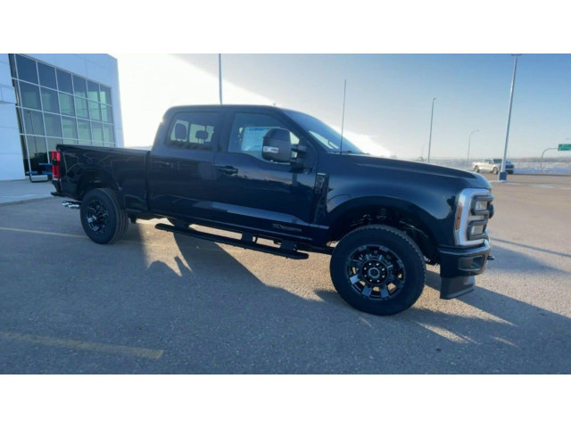  2024 Ford Super Duty F-350 SRW Lariat .618A in Cars & Trucks in Medicine Hat - Image 3