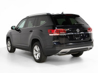 This beautiful 2019 Volkswagen Atlas is a local Ontario vehicle. The 2019 Volkswagen Atlas Trendline... (image 3)