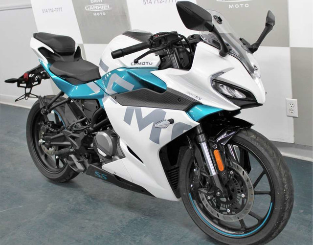 2022 CF MOTO 300SS in Sport Bikes in City of Montréal - Image 2