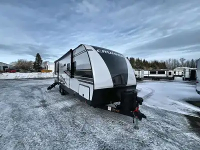 CrossRoads RV Cruiser Aire travel trailer CR27RBS highlights: 60in.in. Tri-Fold Sofa Spacious Rear B...