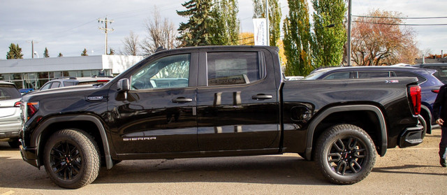 2024 GMC Sierra 1500 Pro GRAPHITE EDITION | OFF ROAD PACKAGE... in Cars & Trucks in Edmonton - Image 4