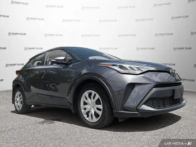 2022 Toyota C-HR in Cars & Trucks in Ottawa - Image 10