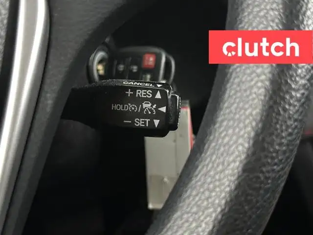 2018 Toyota Corolla LE w/ Heated Front Seats, Rearview Camera, C in Cars & Trucks in City of Toronto - Image 29