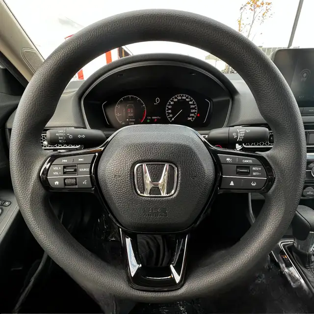 2025 Honda Civic LX **GREAT FUEL ECONOMY**FRONT AND REAR COLL... in Cars & Trucks in Grande Prairie - Image 11