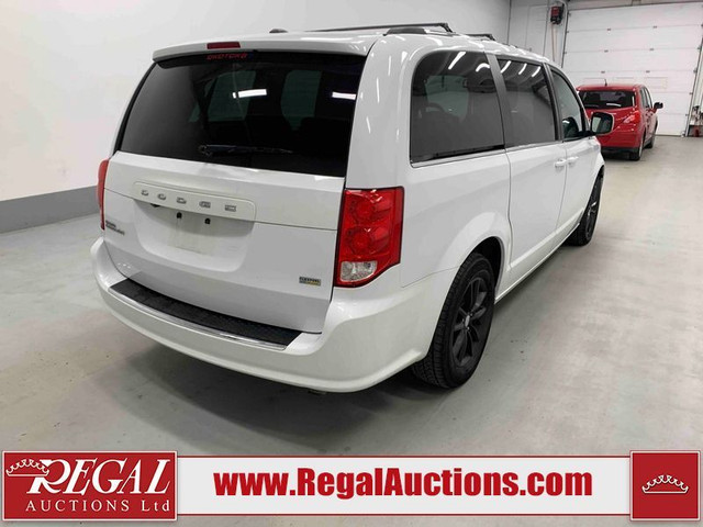 2019 DODGE GRAND CARAVAN SXT PREMIUM PLUS in Cars & Trucks in Calgary - Image 4