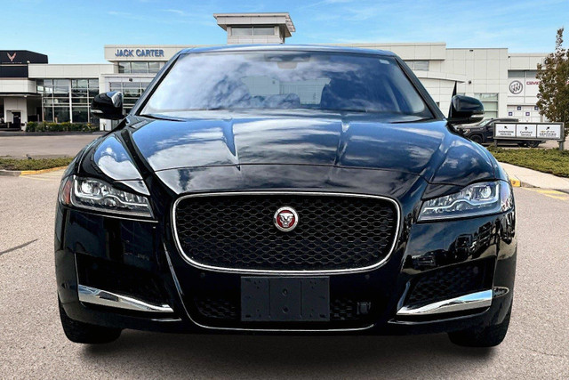 2017 Jaguar XF 35t Premium XF 35T PREMIUM, 3.0L, ALL WHEEL DR... in Cars & Trucks in Calgary - Image 4