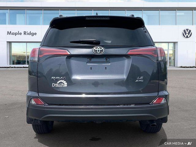 2018 Toyota RAV4 LE | AWD | Lane Depart | Heated Seats in Cars & Trucks in Tricities/Pitt/Maple - Image 4
