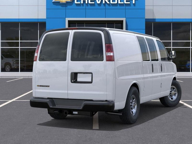 2025 Chevrolet Express 2500 Work Van in Cars & Trucks in Owen Sound - Image 4