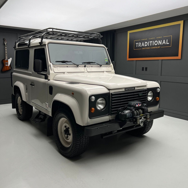 1997 Land Rover Defender in Classic Cars in Guelph