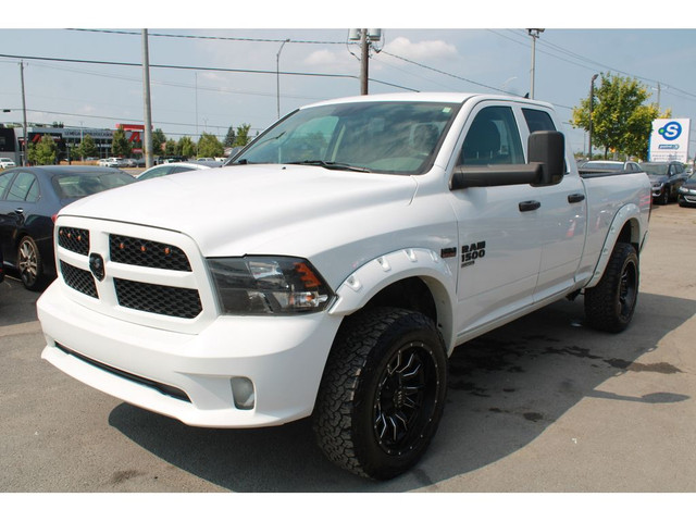 2019 Ram 1500 Classic Express 4x4 Quad Cab 6'4 Box, MAGS, LIFT K in Cars & Trucks in Longueuil / South Shore - Image 2