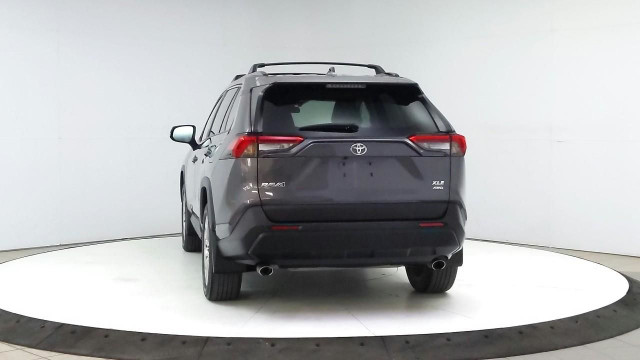 2021 Toyota RAV4 XLE in Cars & Trucks in Lethbridge - Image 4
