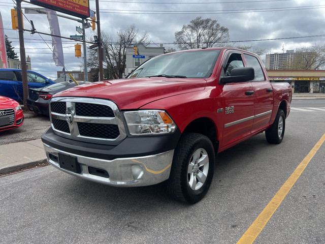 2015 Ram 1500 4WD Crew Cab ST in Cars & Trucks in City of Toronto