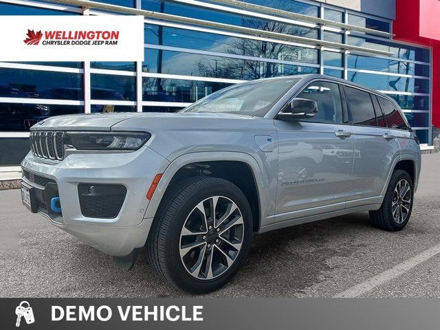 2022 Jeep Grand Cherokee 4xe Overland | Nav | Heated in Cars & Trucks in Guelph
