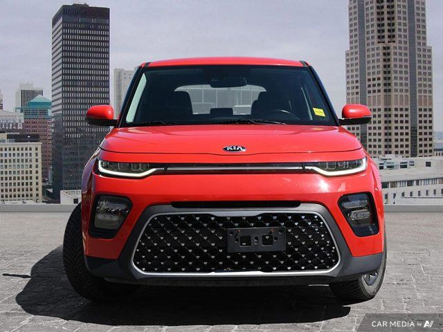 2021 Kia Soul EX | Apple CarPlay | Blind Spot Assist in Cars & Trucks in Calgary - Image 2