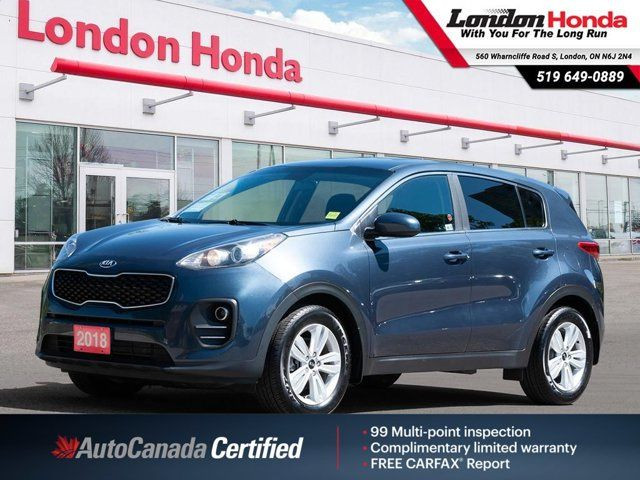 2018 Kia Sportage LX | Full Service History | Alloy Wheels in Cars & Trucks in London
