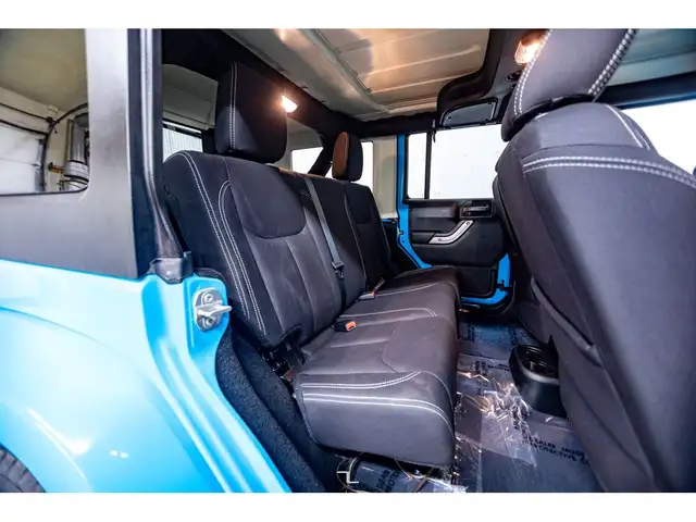 2018 Jeep Wrangler JK Unlimited 4x4 Sahara Nav in Cars & Trucks in Red Deer - Image 23