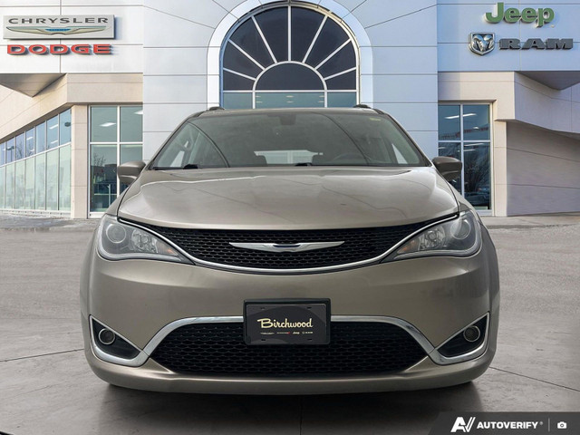 2017 Chrysler Pacifica Touring-L Plus | New Tires | New Brakes | in Cars & Trucks in Winnipeg - Image 3