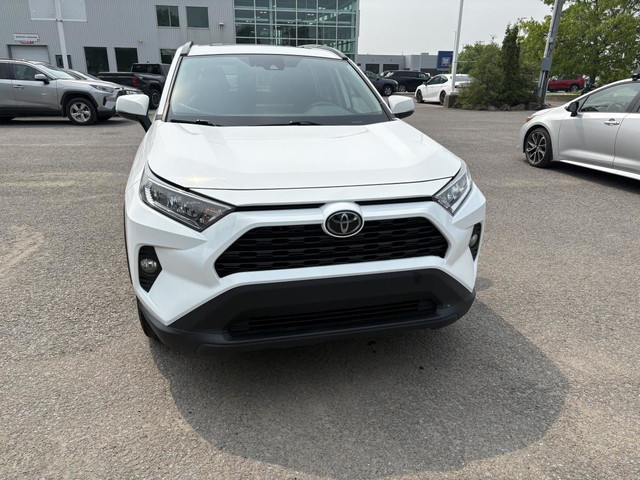 Toyota RAV4 XLE 2021 PREMIUM AWD - CUIR - in Cars & Trucks in Québec City - Image 3