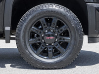 Conquer any horizon. The 2025 GMC Sierra 2500HD AT4 4WD Crew Cab Standard Box isn't just a heavy-dut... (image 5)