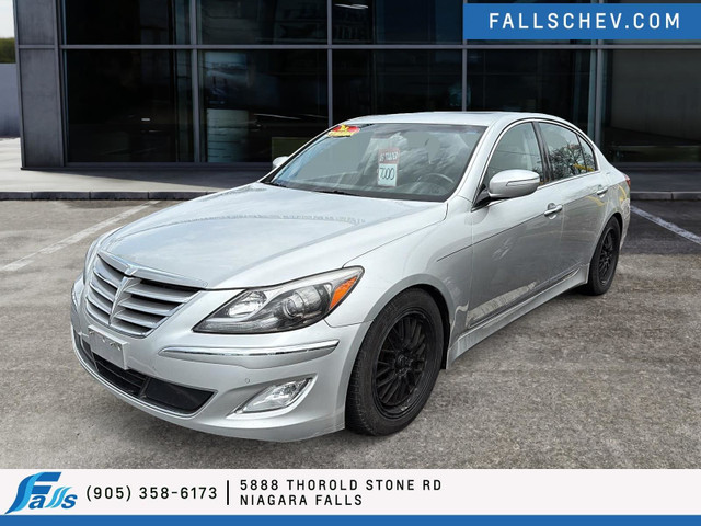 2012 Hyundai Genesis 5.0 R-Spec **VEHICLE BEING SOLD AS IS** in Cars & Trucks in St. Catharines