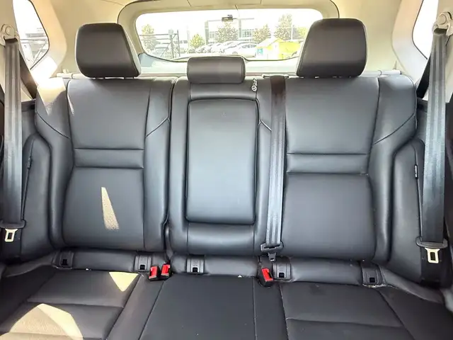 2022 Nissan Rogue SV AWD | Moonroof | Blind spots | Push Start dans Autos et camions dans Ville de Toronto - Image 13