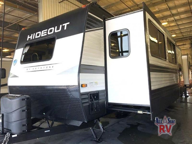 2023 Keystone RV Hideout 38FKTS in Travel Trailers & Campers in Strathcona County - Image 3