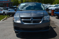 Clean Carfax, 7 Passenger, Foldable 3rd Row Seats, Power Window Locks and mirrors and Much More!!!!!... (image 7)
