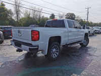 • Power_Steering • Power_Brakes • Power_Windows • Power_Seat • Power_Mirrors • Power_Locks • Power_S... (image 4)