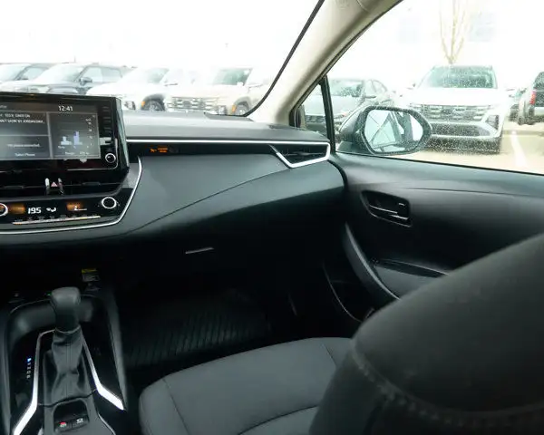 2022 Toyota Corolla LE | Heated Seats and Steering Wheel in Cars & Trucks in Edmonton - Image 24