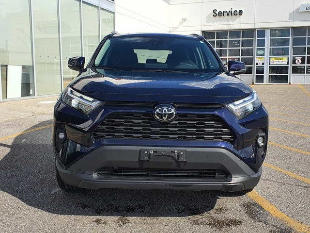 2023 Toyota RAV4 XLE Premium AWD | Leather | Sunroof | Alloys in Cars & Trucks in City of Toronto - Image 3