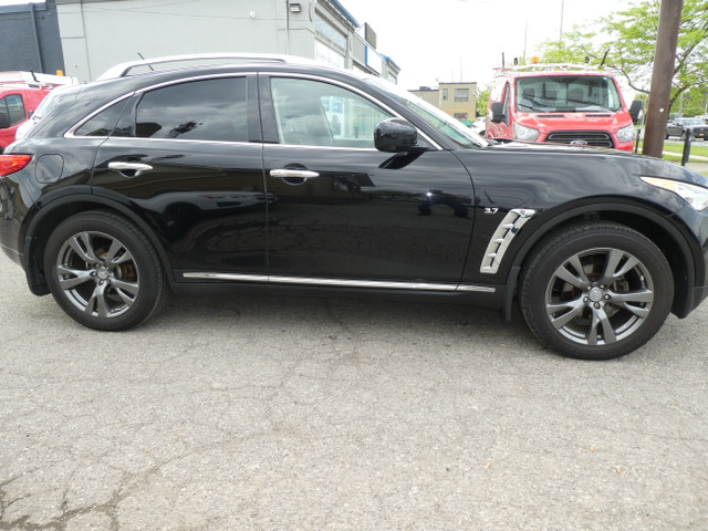 2015 Infiniti QX70 QX70 in Cars & Trucks in Mississauga / Peel Region - Image 4