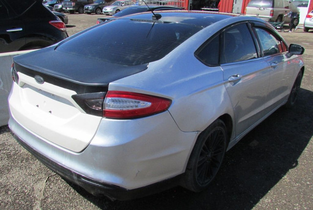 2013 Ford Fusion SE in Cars & Trucks in Calgary - Image 4