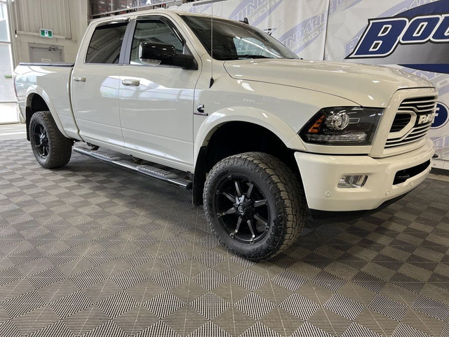 2018 Ram 2500 LARAMIE 6.7 DSL 4X4 | LIFT | FUEL RIMS | LOW KMS! in Cars & Trucks in Lloydminster - Image 2