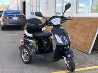 2023 BRAND NEW GIO REGAL MOBILITY SCOOTER / LONG RANGE OUTDOOR M
